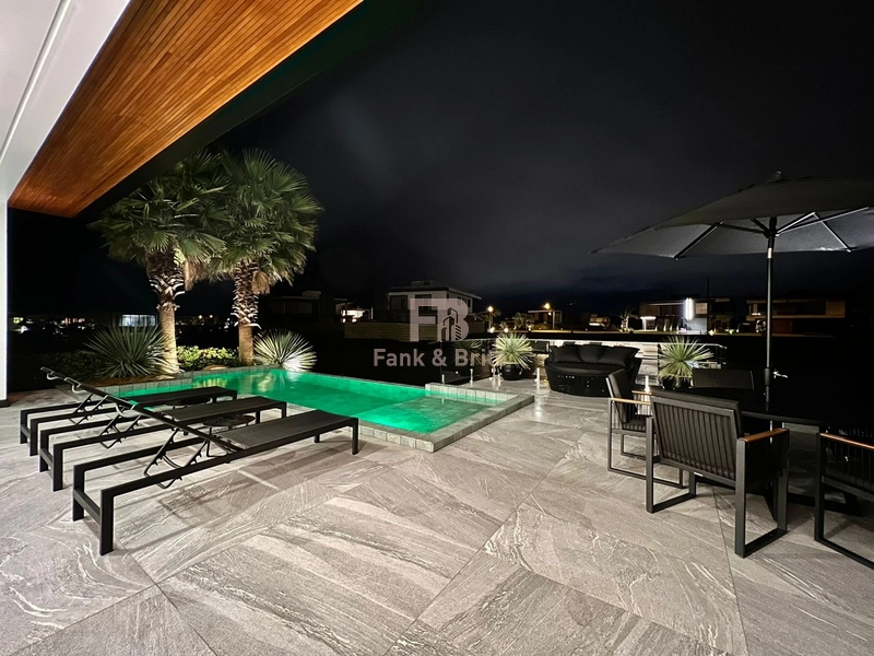 CASA A VENDA BEIRA LAGO NO CONDOMÍNIO SENSE: 27ª foto da galeria de imagens do imóvel