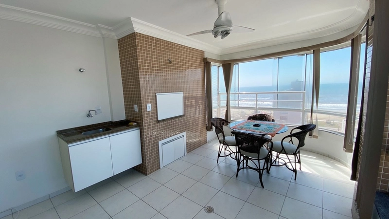 APARTAMENTO DE 3 DORMITÓRIOS COM VISTA MAR: 6ª foto da galeria de imagens do imóvel