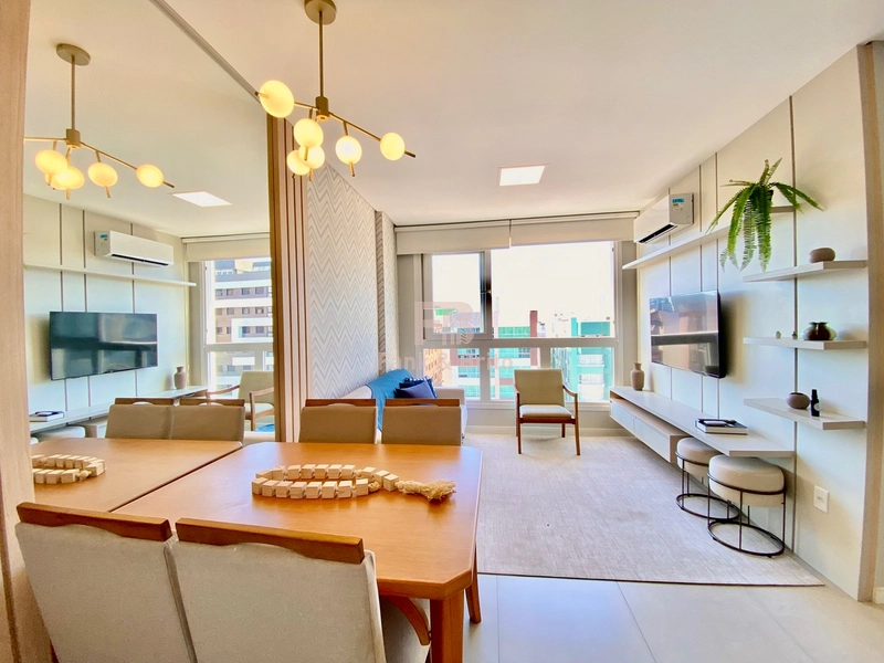 MOBILIADO E DECORADO EM PRÉDIO COM INFRAESTRUTURA.: 8ª foto da galeria de imagens do imóvel