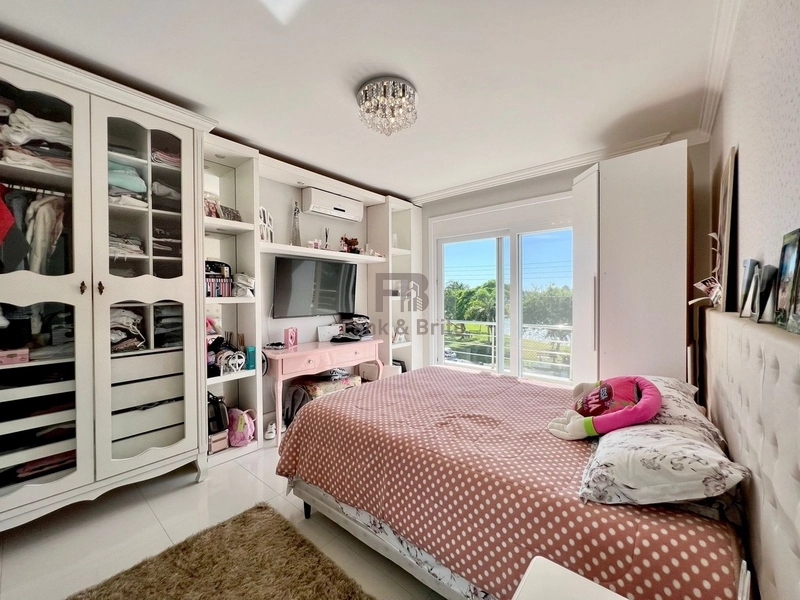 CASA A VENDA NO CONDADO DE CAPÃO: 14ª foto da galeria de imagens do imóvel