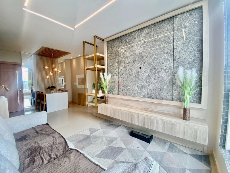 VENDE APARTAMENTO FINAMENTE MOBILIADO E DECORADO PRONTO PARA MORAR: 2ª foto da galeria de imagens do imóvel