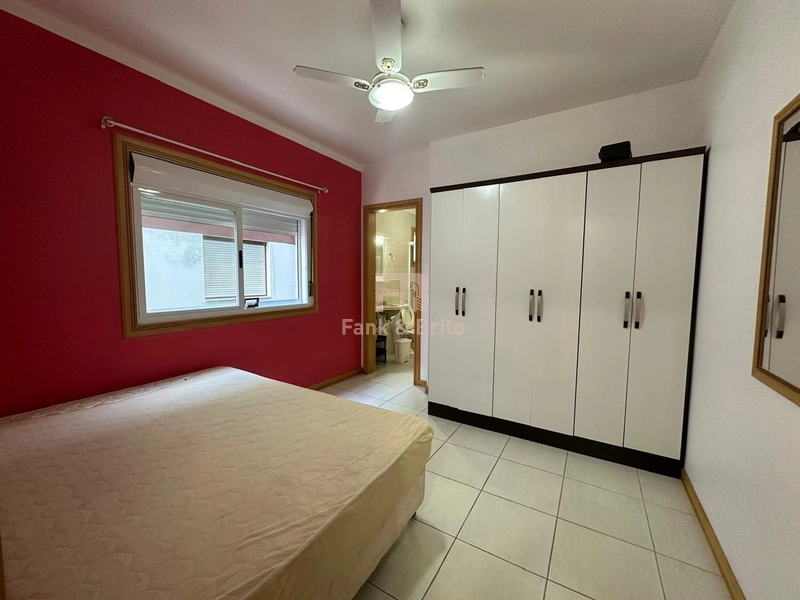 SACADA DE FRENTE NO CENTRO: 6ª foto da galeria de imagens do imóvel