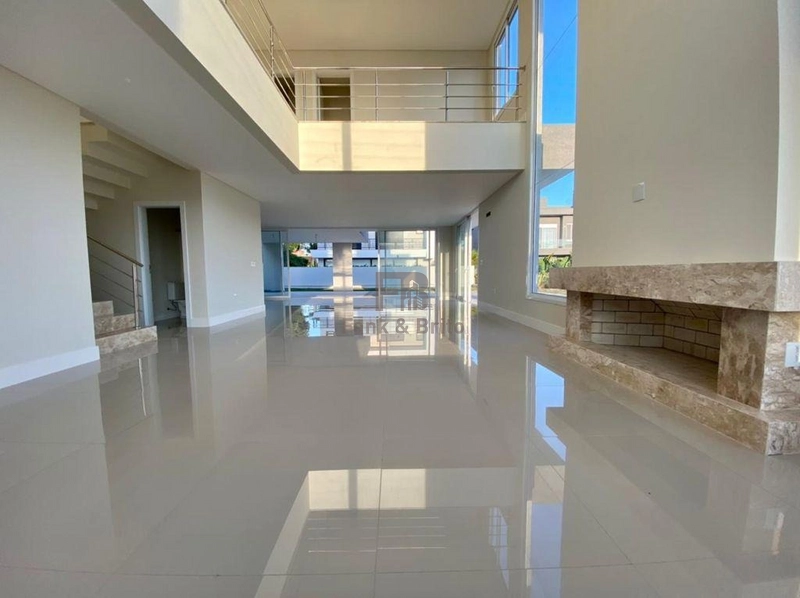 CASA A VENDA NO CONDOMÍNIO VELAS DA MARINA EM CAPÃO DA CANOA: 6ª foto da galeria de imagens do imóvel