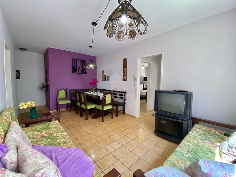 02 DORMITÓRIOS, BOX E ELEVADOR, JUNTO À BOIANOVSKI, 04 QUADRAS DO MAR.: 10ª foto da galeria de imagens do imóvel