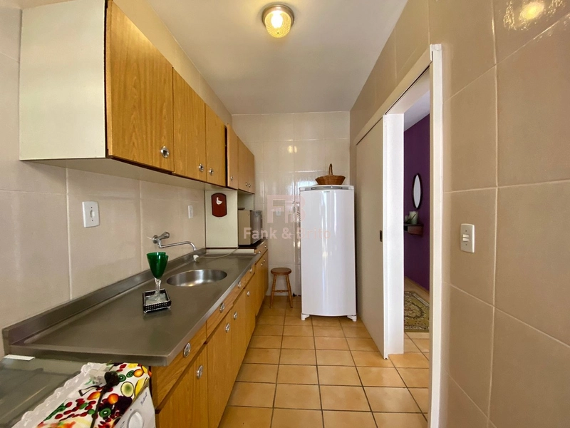 02 DORMITÓRIOS, BOX E ELEVADOR, JUNTO À BOIANOVSKI, 04 QUADRAS DO MAR.: 14ª foto da galeria de imagens do imóvel