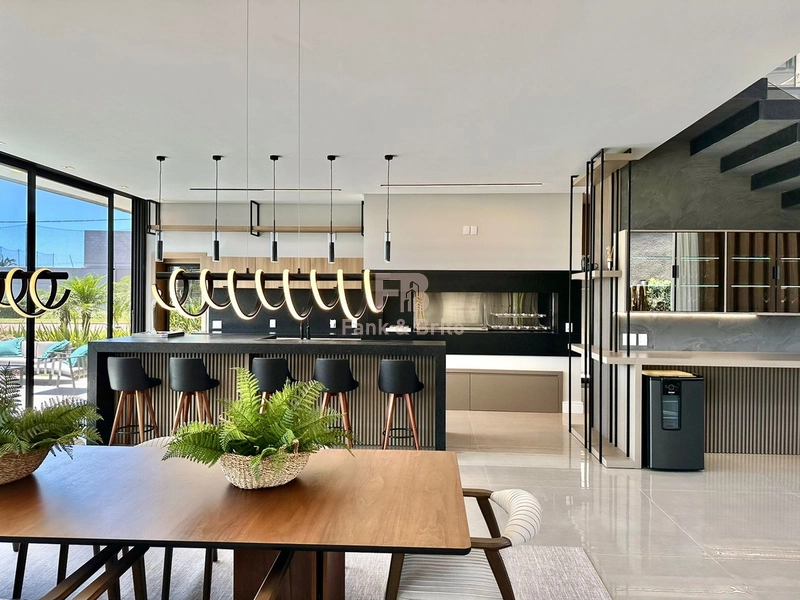 SOBRADO À VENDA O MELHOR NEGÓCIO DO CONDOMÍNIO SENSE: 10ª foto da galeria de imagens do imóvel