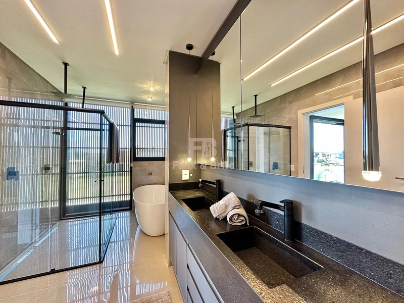 SOBRADO À VENDA O MELHOR NEGÓCIO DO CONDOMÍNIO SENSE: 42ª foto da galeria de imagens do imóvel