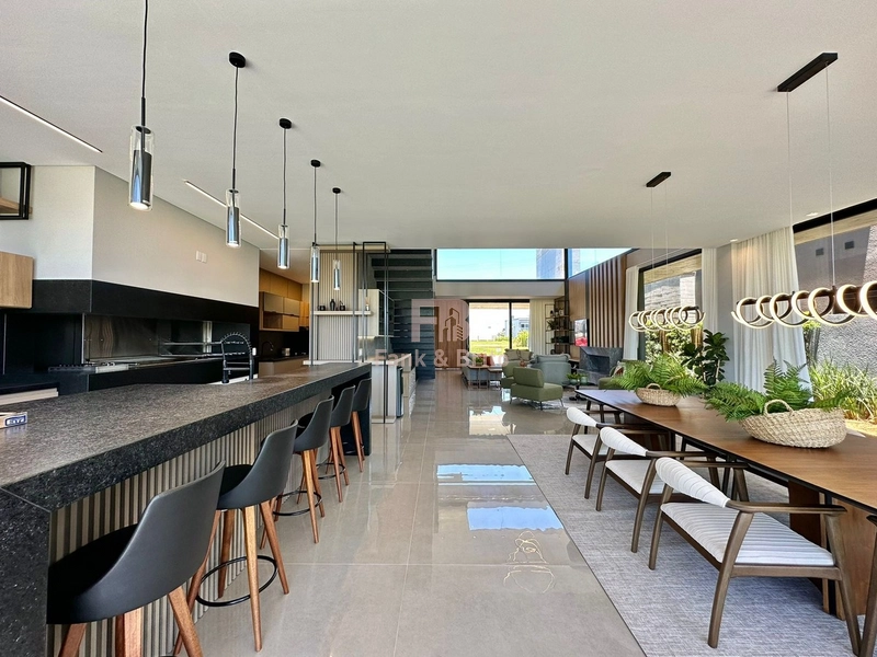 SOBRADO À VENDA O MELHOR NEGÓCIO DO CONDOMÍNIO SENSE: 19ª foto da galeria de imagens do imóvel