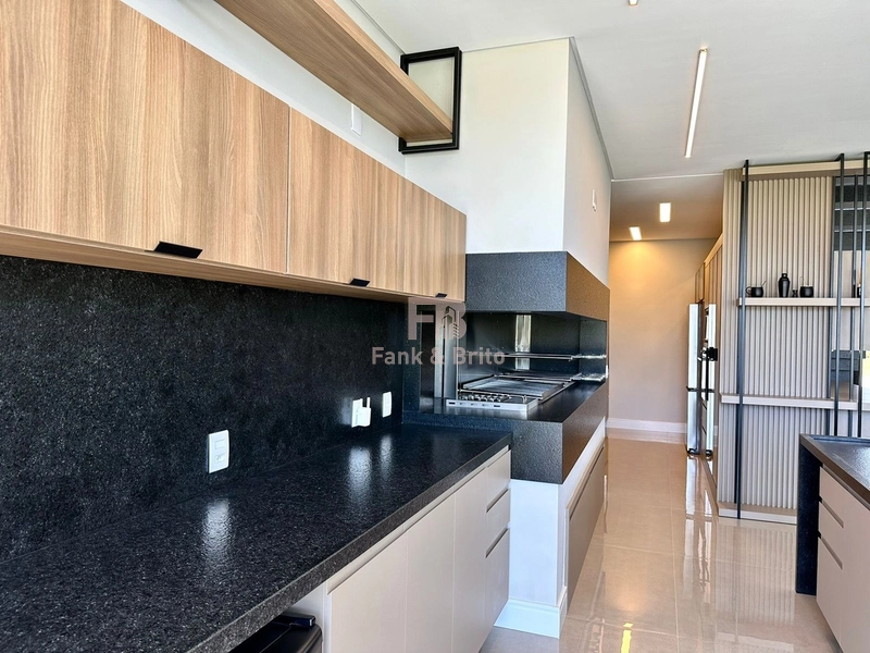 SOBRADO À VENDA O MELHOR NEGÓCIO DO CONDOMÍNIO SENSE: 18ª foto da galeria de imagens do imóvel