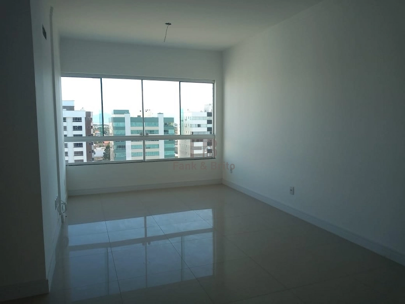 APARTAMENTO DE 2 DORMITÓRIOS A VENDA NA ZONA NOVA EM CAPÃO DA CANOA: 3ª foto da galeria de imagens do imóvel