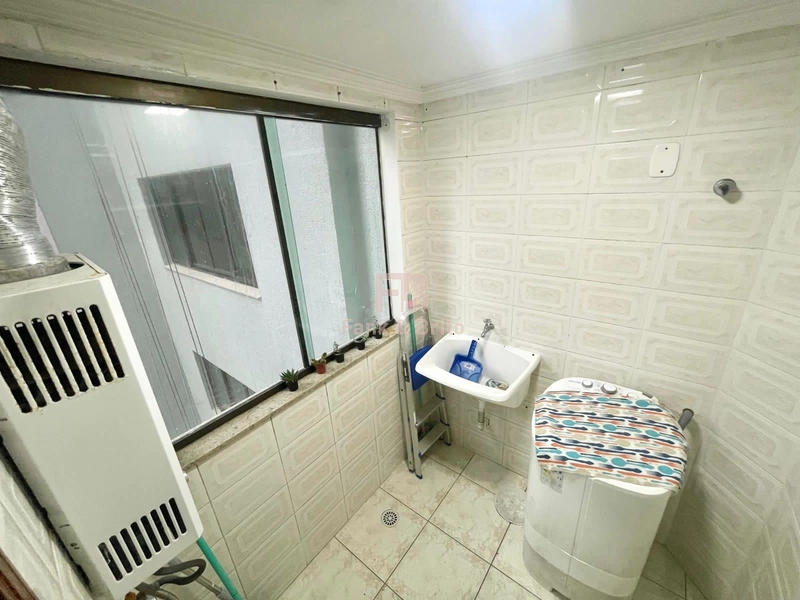 GIGANTE APARTAMENTO, DUAS SACADAS, VISTA MAR, BAIRRO NAVEGANTES.: 13ª foto da galeria de imagens do imóvel