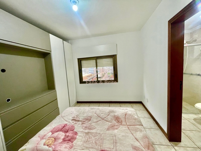 GIGANTE APARTAMENTO, DUAS SACADAS, VISTA MAR, BAIRRO NAVEGANTES.: 19ª foto da galeria de imagens do imóvel