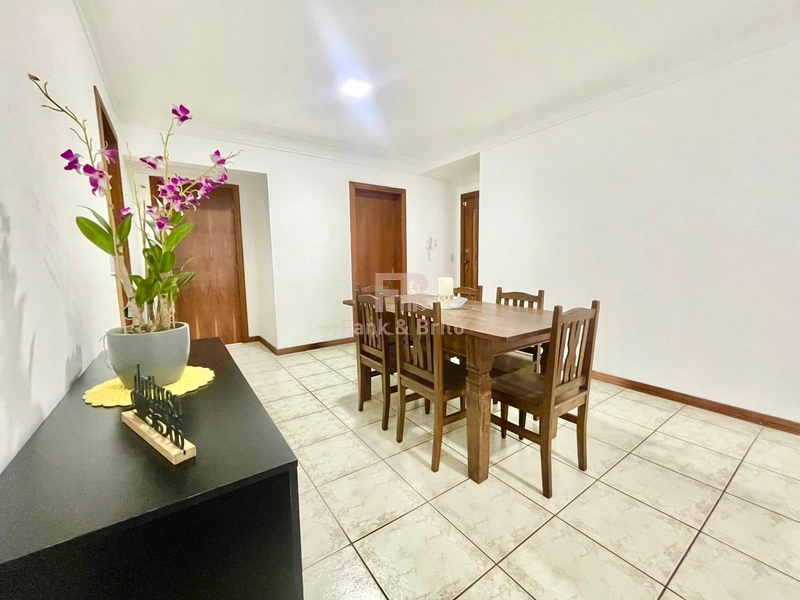 GIGANTE APARTAMENTO, DUAS SACADAS, VISTA MAR, BAIRRO NAVEGANTES.: 10ª foto da galeria de imagens do imóvel