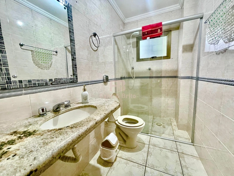 GIGANTE APARTAMENTO, DUAS SACADAS, VISTA MAR, BAIRRO NAVEGANTES.: 23ª foto da galeria de imagens do imóvel