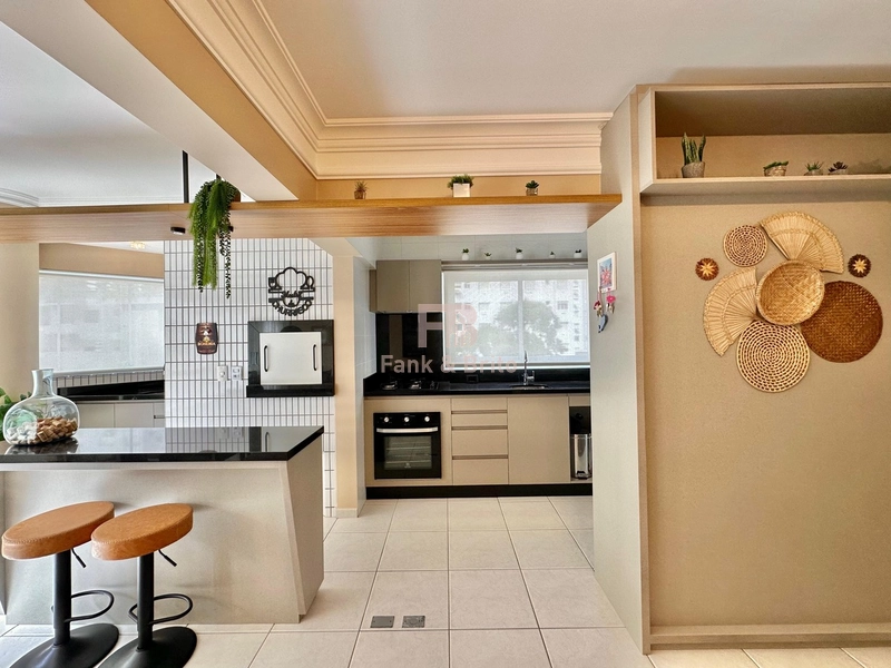 SACADA DE FRENTE COM VISTA MAR: 7ª foto da galeria de imagens do imóvel