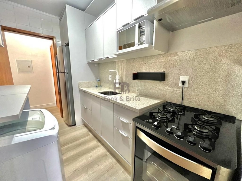 VISTA LIBERADA! TODO MOBILIADO! 2 DORMITÓRIOS! SUÍTE! CENTRO! BOX!: 8ª foto da galeria de imagens do imóvel