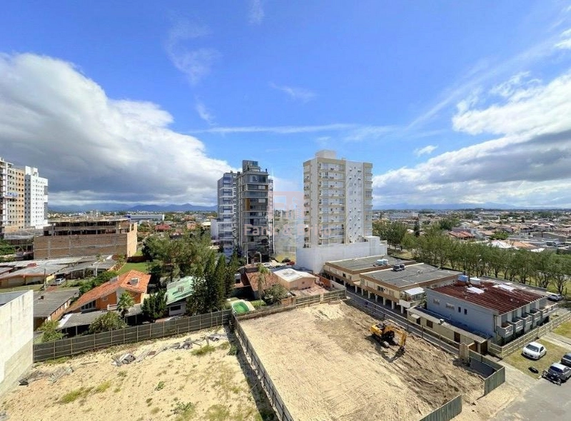 Uma quadra do mar.: 5ª foto da galeria de imagens do imóvel