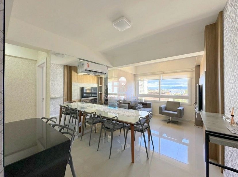 Uma quadra do mar.: 3ª foto da galeria de imagens do imóvel