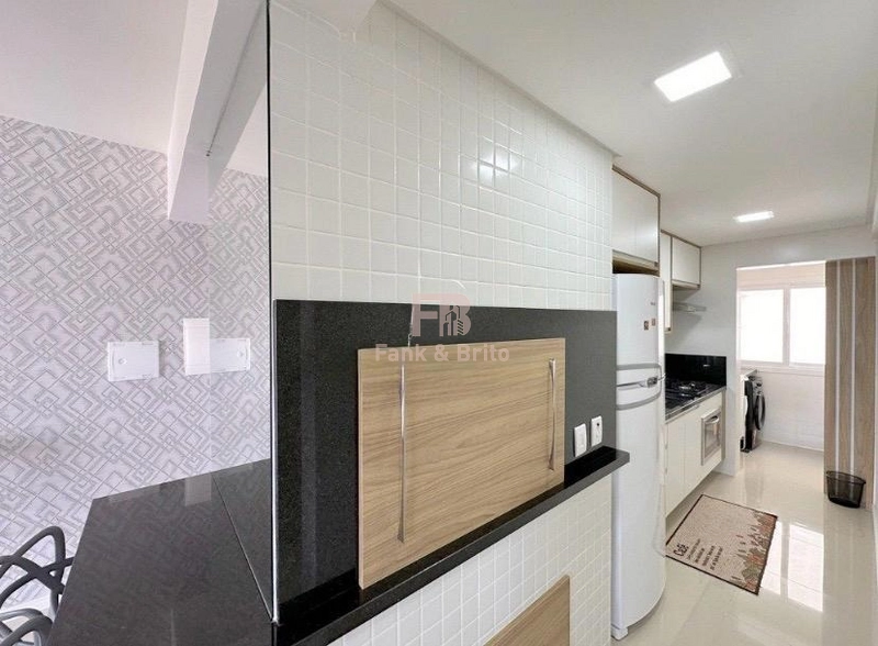 Uma quadra do mar.: 2ª foto da galeria de imagens do imóvel