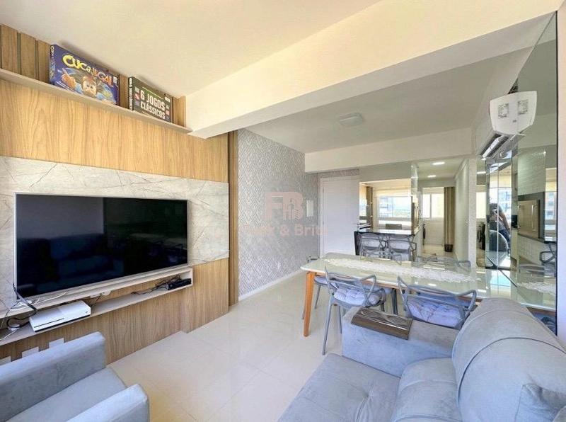 Uma quadra do mar.: 1ª foto da galeria de imagens do imóvel