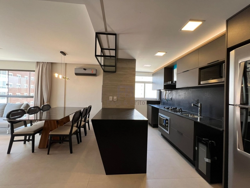 VENDE APARTAMENTO FINAMNETE MOBILIADO E DECORADO DE FRENTE: 7ª foto da galeria de imagens do imóvel