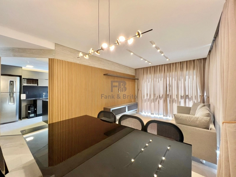 VENDE APARTAMENTO FINAMNETE MOBILIADO E DECORADO DE FRENTE: 3ª foto da galeria de imagens do imóvel