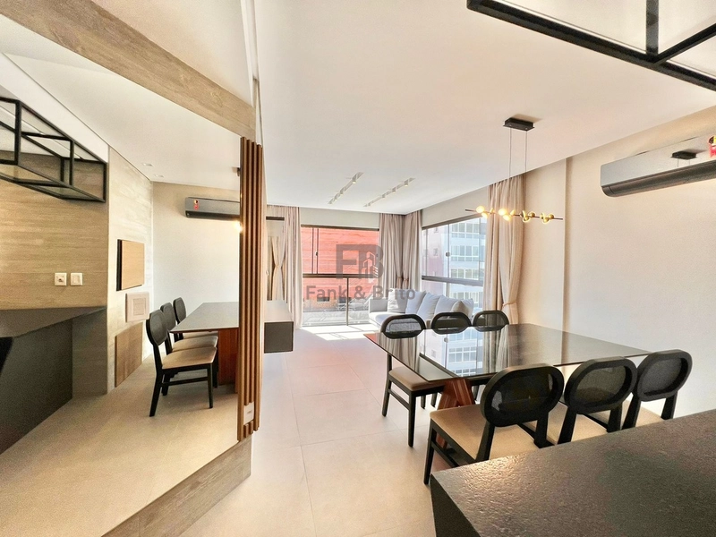 VENDE APARTAMENTO FINAMNETE MOBILIADO E DECORADO DE FRENTE: 6ª foto da galeria de imagens do imóvel