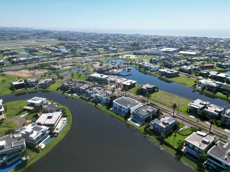 MANSÃO A VENDA EM CONDOMINIO FECHADO: 48ª foto da galeria de imagens do imóvel