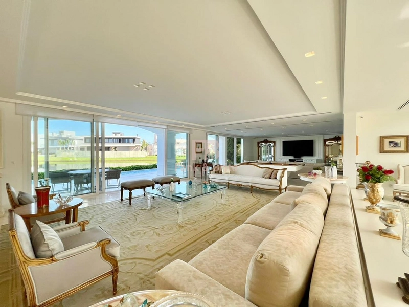 MANSÃO A VENDA EM CONDOMINIO FECHADO: 13ª foto da galeria de imagens do imóvel