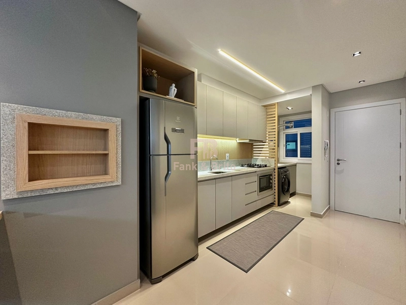 FINAMENTE DECORADO JUNTO A PRAÇA EM PREDIO COM INFRAESTRUTURA!: 11ª foto da galeria de imagens do imóvel