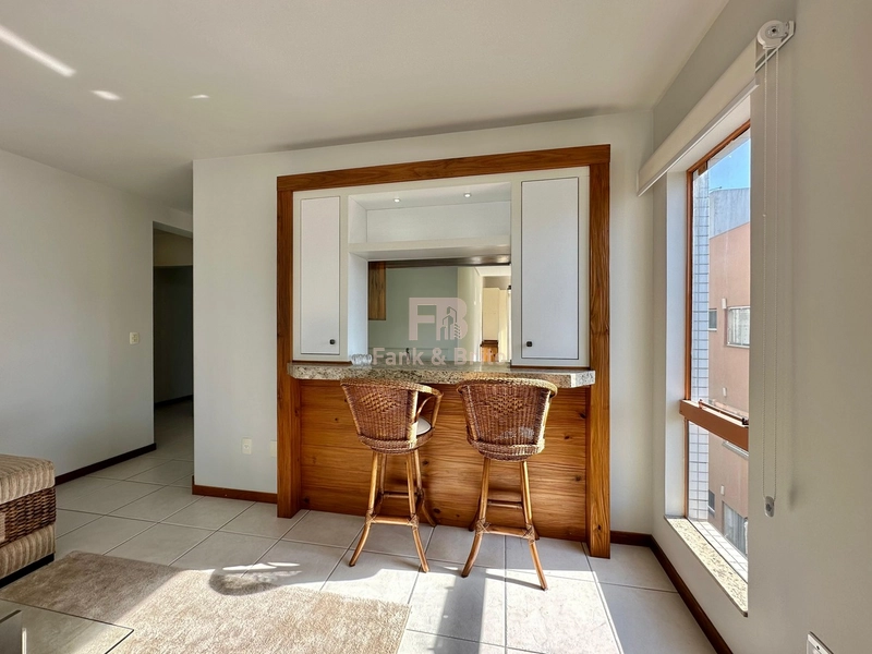 LESTE NORTE E OESTE! 2 DORMITÓRIOS, SUÍTE, MOBILIADO!NO  CENTRO!: 7ª foto da galeria de imagens do imóvel