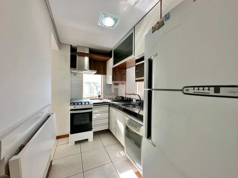 LESTE NORTE E OESTE! 2 DORMITÓRIOS, SUÍTE, MOBILIADO!NO  CENTRO!: 10ª foto da galeria de imagens do imóvel