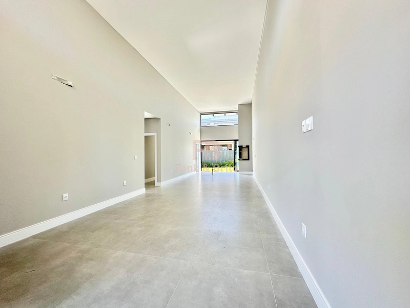 CASA TÉRREA, ARQUITETURA MODERNA E ARROJADA: 21ª foto da galeria de imagens do imóvel