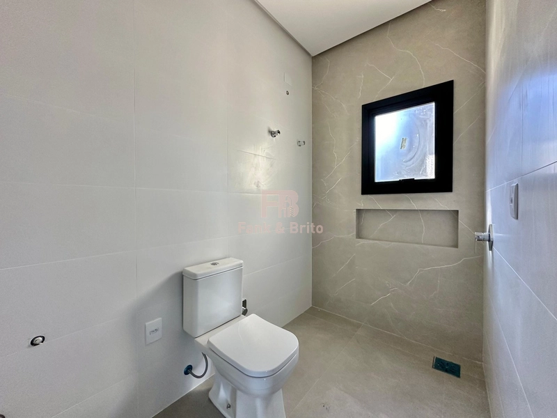 CASA TÉRREA, ARQUITETURA MODERNA E ARROJADA: 12ª foto da galeria de imagens do imóvel