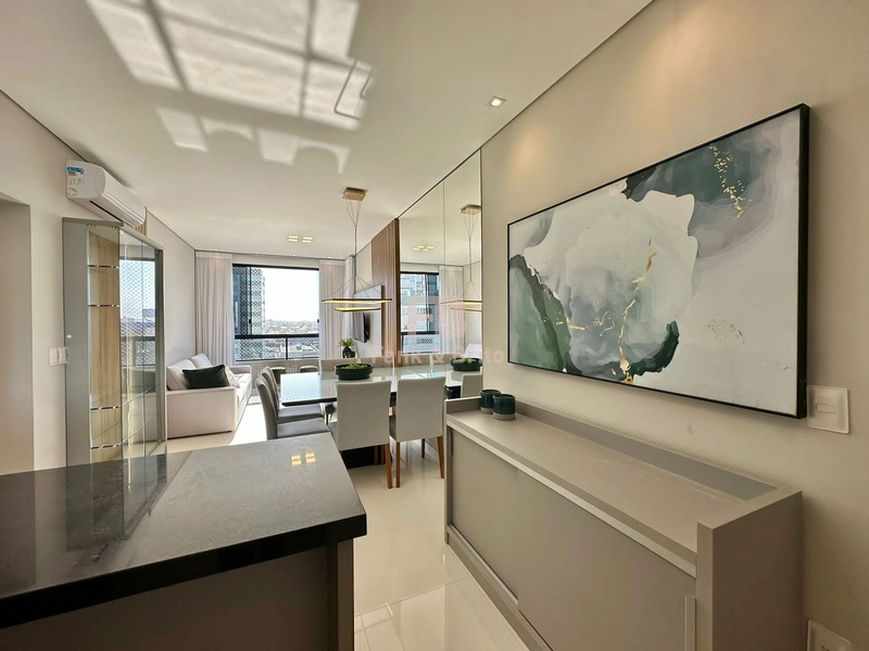 APARTAMENTO DOIS DORMITÓRIOS JUNTO A PRAÇA DO MINI GOLF: 1ª foto da galeria de imagens do imóvel