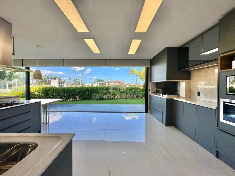 CASA A VENDA EM CONDOMINIO FECHADO: 11ª foto da galeria de imagens do imóvel