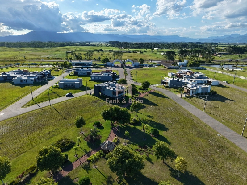 CASA A VENDA EM CONDOMINIO FECHADO: 28ª foto da galeria de imagens do imóvel