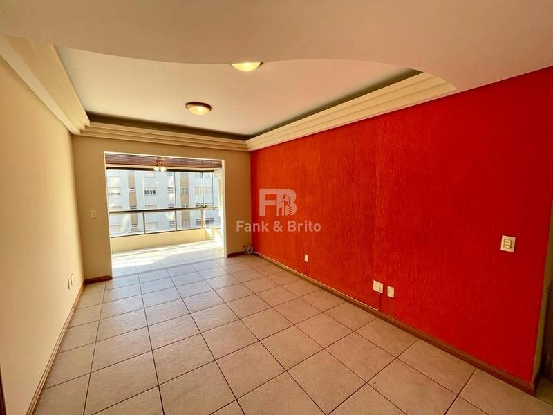 APARTAMENTO NA AVENIDA DE FRENTE: 4ª foto da galeria de imagens do imóvel