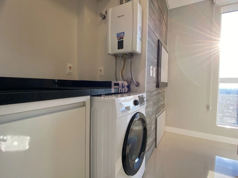 VENDE AMPLO APARTAMENTO FINAMENTE MOBILIADO E DECORADO: 12ª foto da galeria de imagens do imóvel