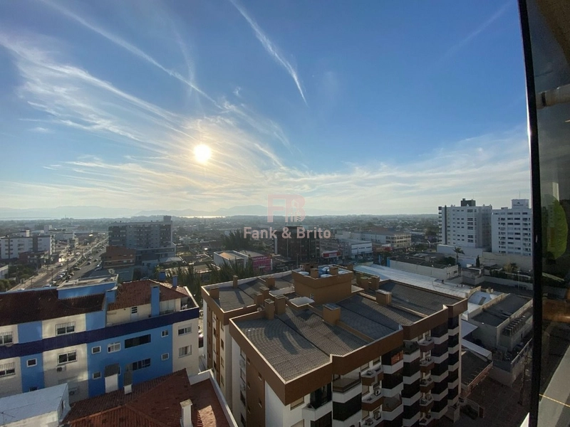 VENDE AMPLO APARTAMENTO FINAMENTE MOBILIADO E DECORADO: 7ª foto da galeria de imagens do imóvel
