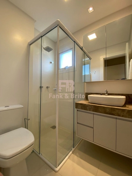 VENDE AMPLO APARTAMENTO FINAMENTE MOBILIADO E DECORADO: 18ª foto da galeria de imagens do imóvel