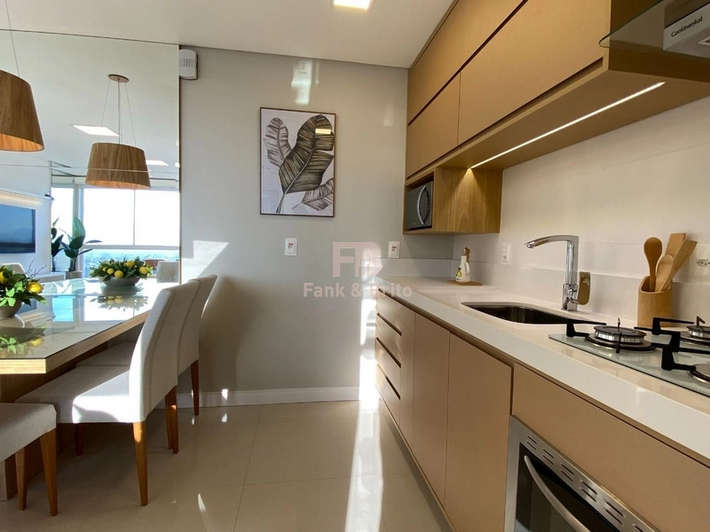 VENDE AMPLO APARTAMENTO FINAMENTE MOBILIADO E DECORADO: 11ª foto da galeria de imagens do imóvel