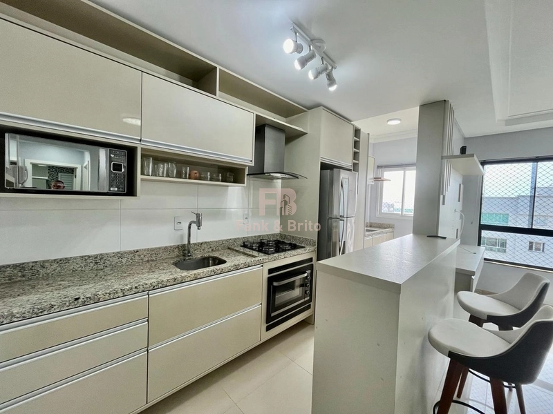 APARTAMENTO JUNTO A PRAÇA EM PREDIO COM INFRAESTRUTURA COMPLETA: 2ª foto da galeria de imagens do imóvel