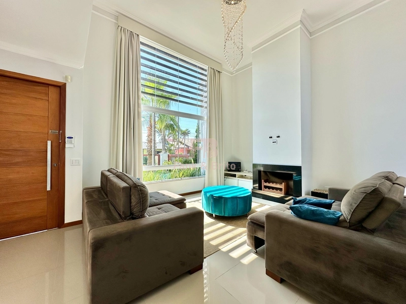 CASA A VENDA EM XANGRI-LÁ: 2ª foto da galeria de imagens do imóvel