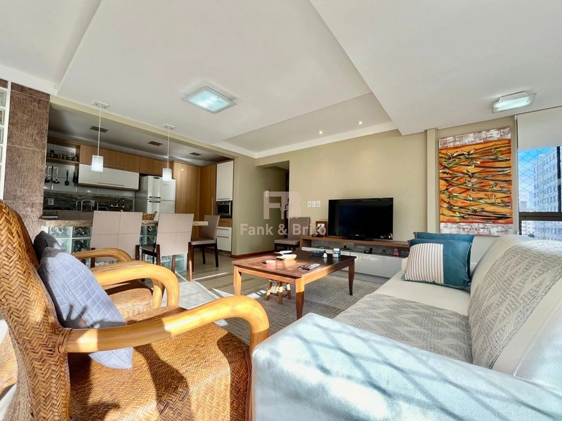 APARTAMENTO DE ESQUINA NA AV. UBURAJARA!: 8ª foto da galeria de imagens do imóvel