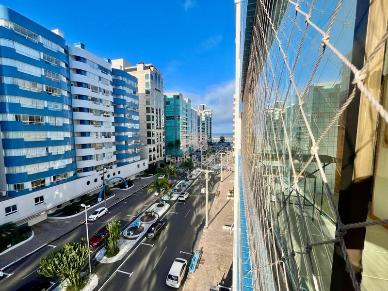 APARTAMENTO DE ESQUINA NA AV. UBURAJARA!: 2ª foto da galeria de imagens do imóvel