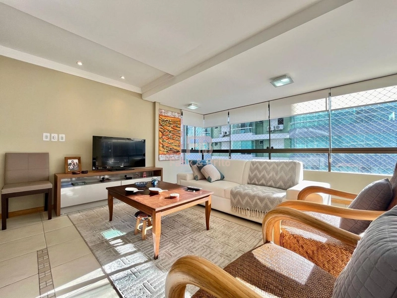 APARTAMENTO DE ESQUINA NA AV. UBURAJARA!: 6ª foto da galeria de imagens do imóvel