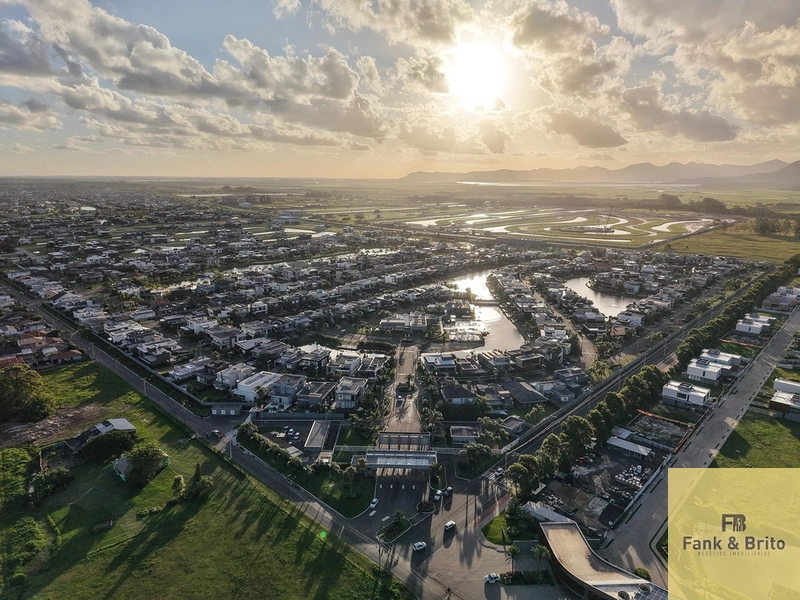 SOBRADO À VENDA  CONDOMÍNIO MALIBU: 49ª foto da galeria de imagens do imóvel