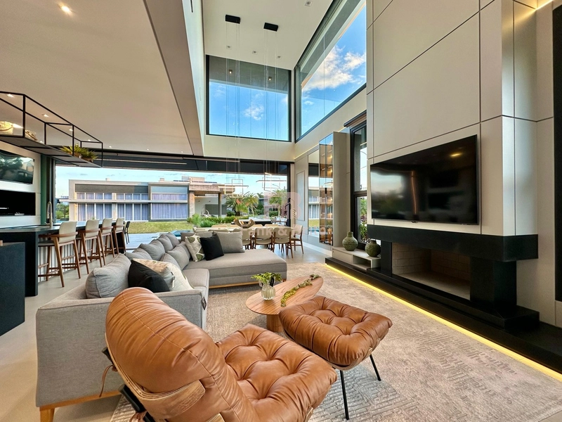 SOBRADO À VENDA  CONDOMÍNIO MALIBU: 1ª foto da galeria de imagens do imóvel