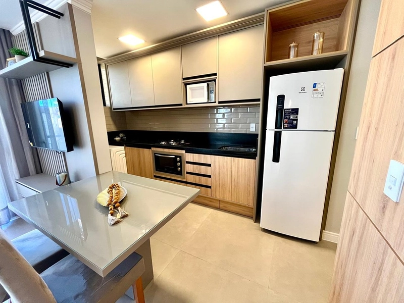 APARTAMENTO AO LADO DA PRAÇA FLAVIO BOIANOVSKI, DUAS QUADRAS DO MAR!: 23ª foto da galeria de imagens do imóvel